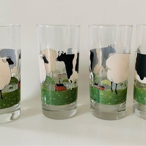 Warren Kimble drinking Glasses of 4